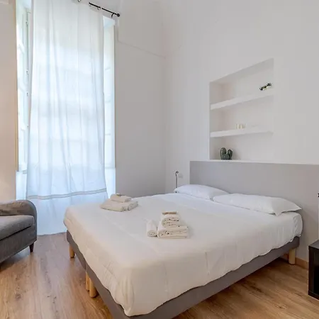 Guesthost - Classy Near Museo Egizio Torino