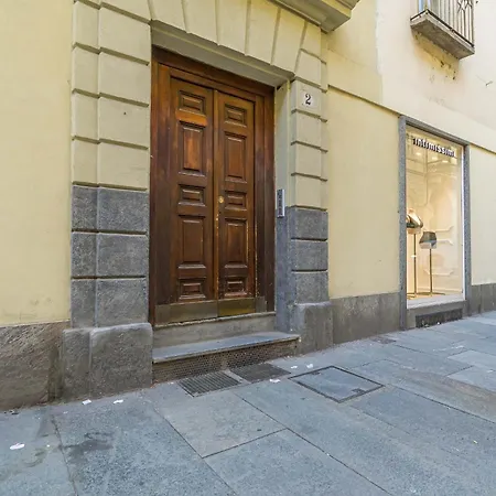 Guesthost - Classy Near Museo Egizio * Torino