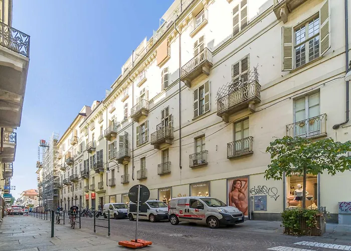 Guesthost - Classy Near Museo Egizio Apartmán *