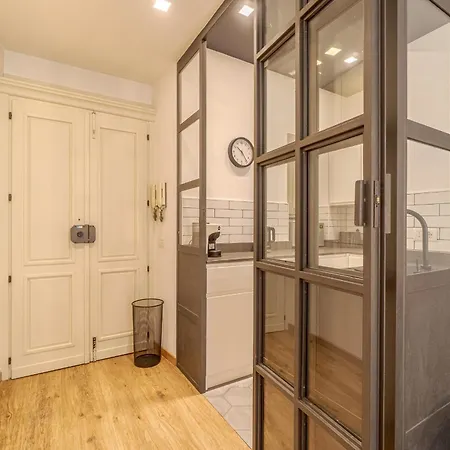 Guesthost - Classy Near Museo Egizio