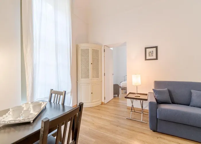 Guesthost - Classy Near Museo Egizio Τορίνο